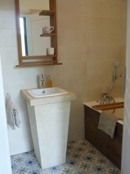Le Presbytere - Touillon, Jacuzzi, 4 Chambres Pour 10 Ngoại thất bức ảnh