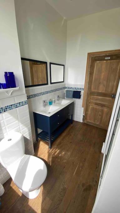 Le Presbytere - Touillon, Jacuzzi, 4 Chambres Pour 10 Ngoại thất bức ảnh